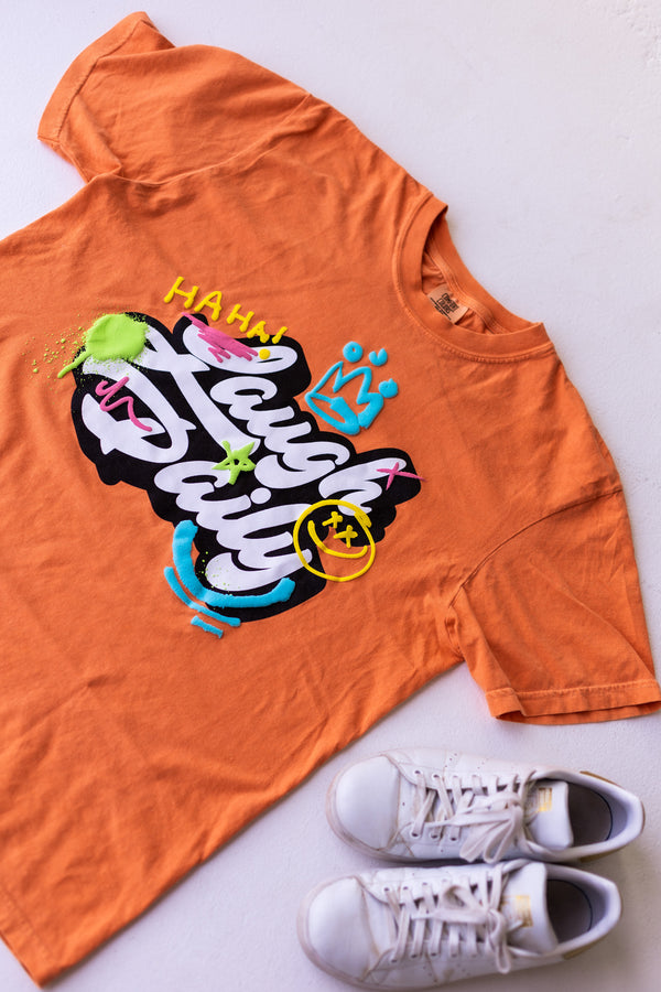 LAUGH DAILY - GRAFFITI - T-SHIRT